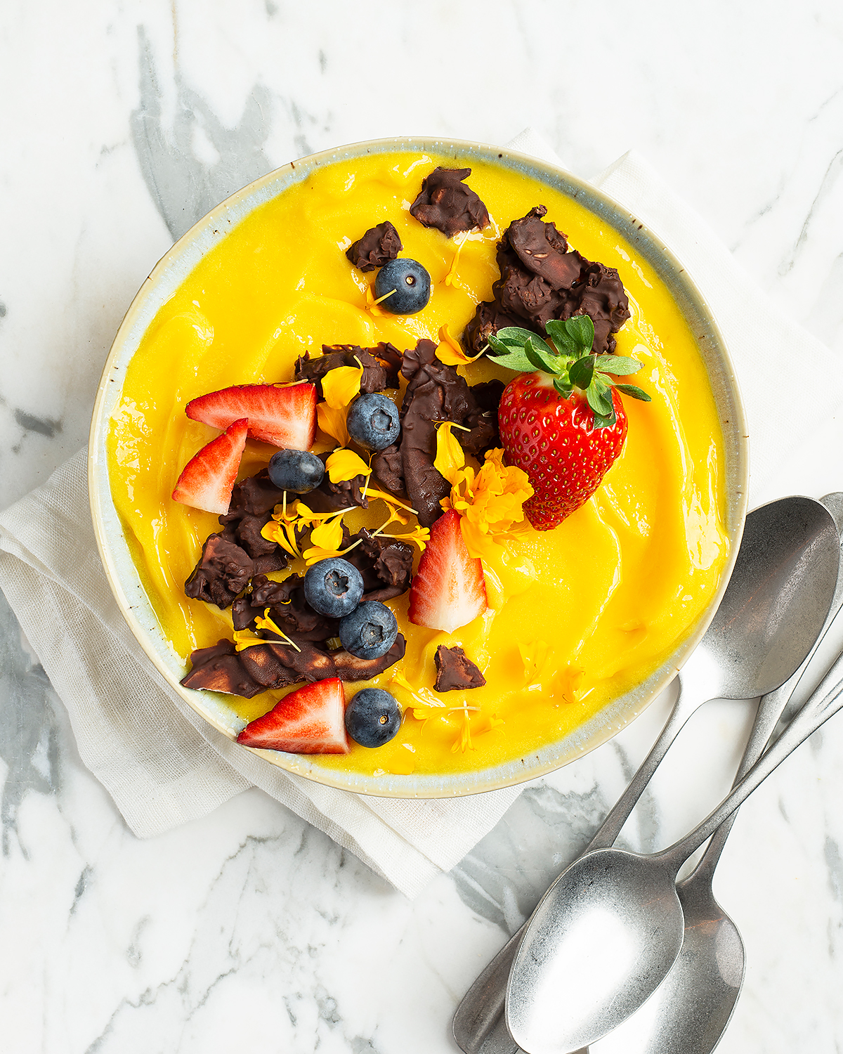 mango_smoothie_bowl